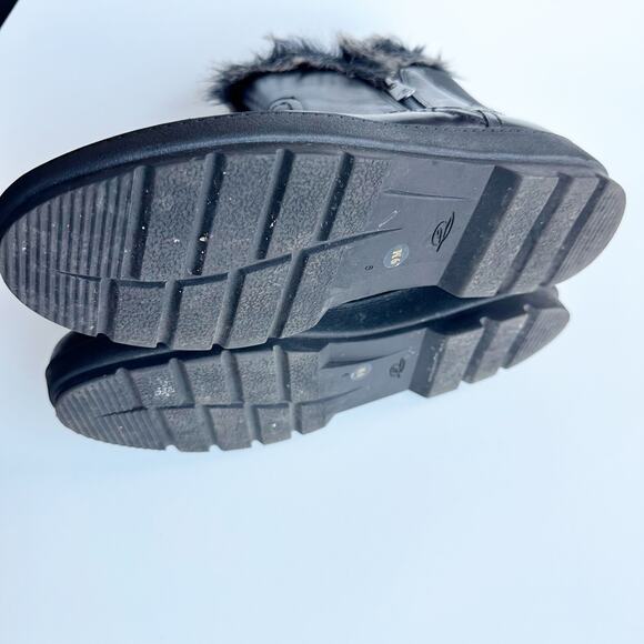 Easy Spirit Women’s Black Faux Fur Ankle Boots Size 9 Cozy Winter Zip Booties - Picture 3 of 7